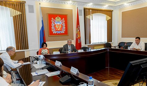 Депутаты заслушали руководителя Росздравнадзора